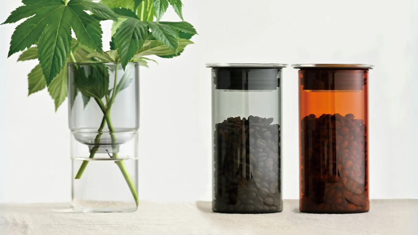 Hario COLORS – dóza 400 ml jantarová - Obrázek 2